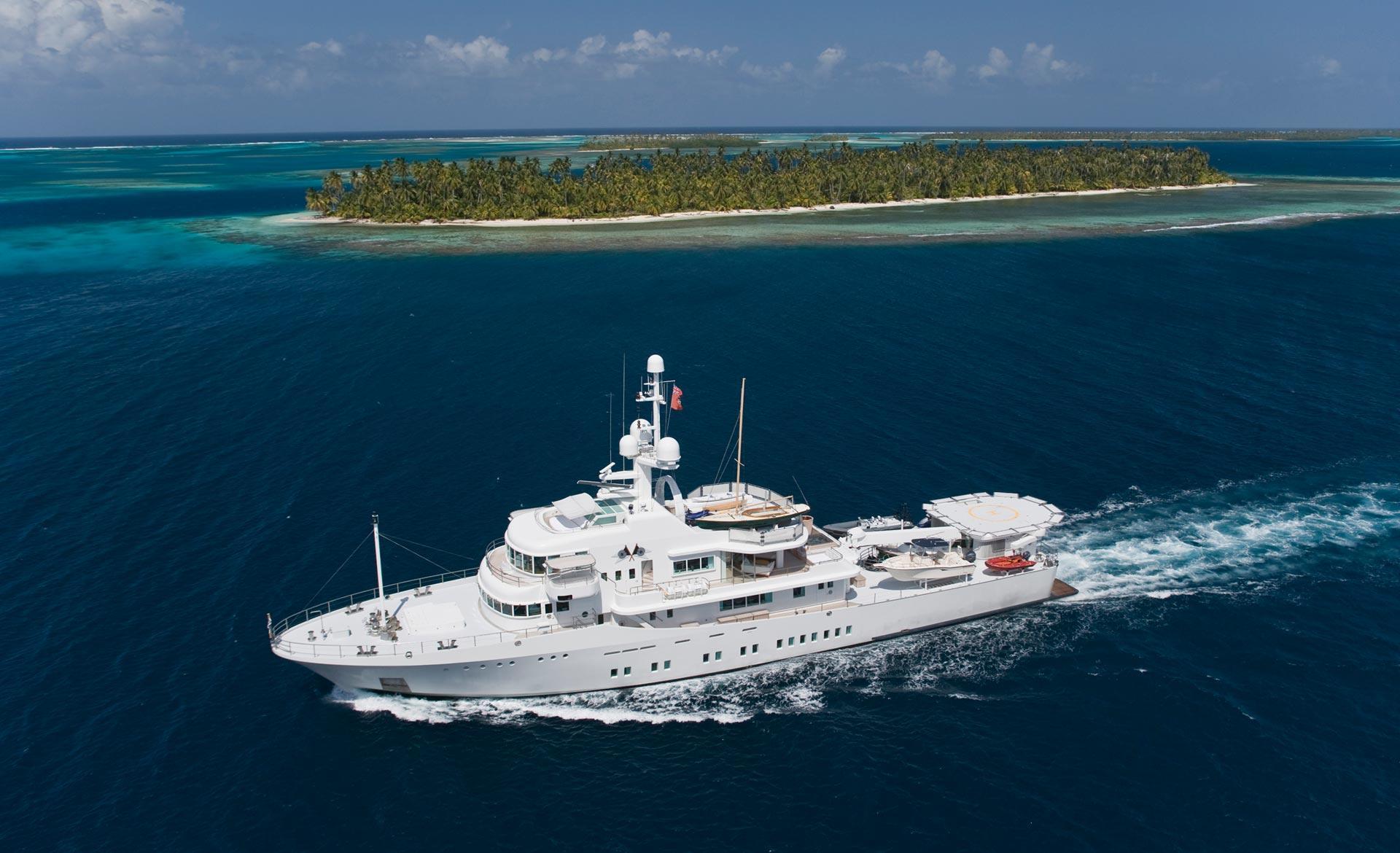 SENSES Yacht • Schweers • 1999 • Owner Larry Page