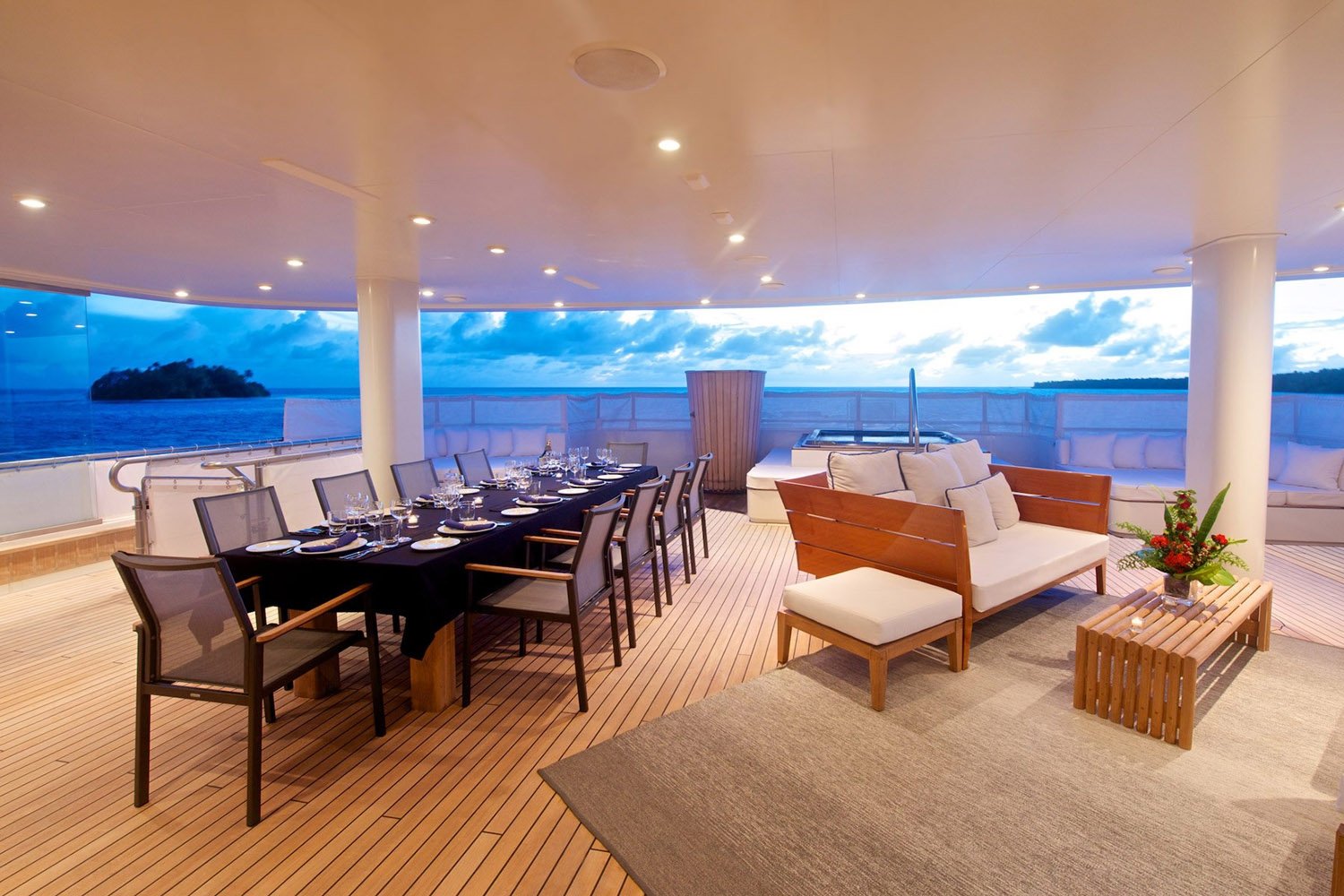 senses yacht interior