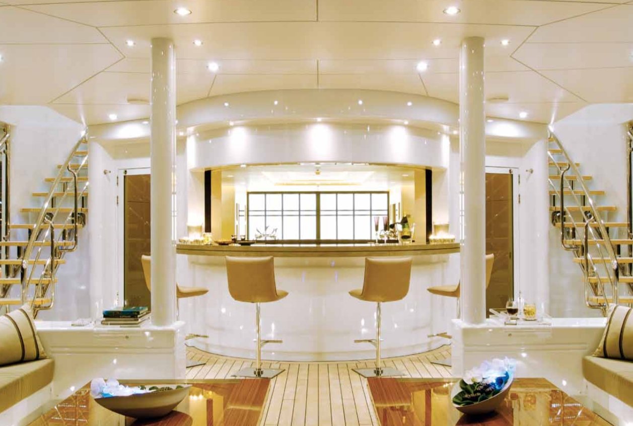 Intérieur de la sirène du yacht Nobiskrug