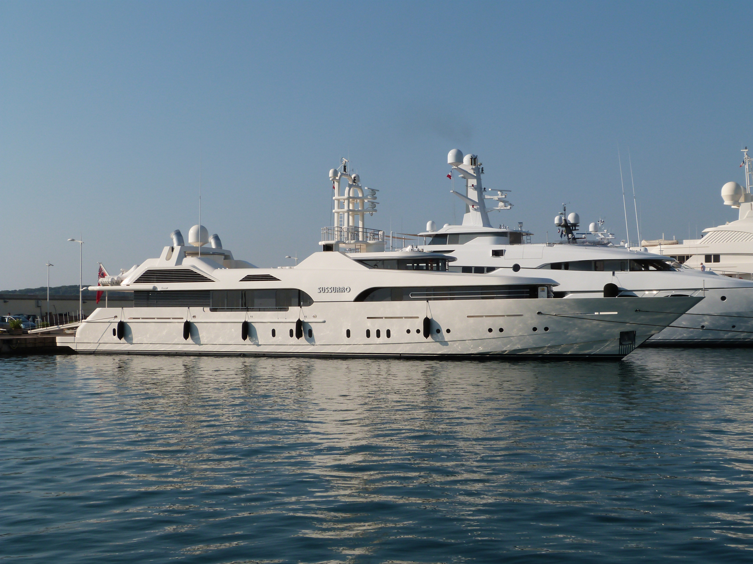 يخت SUSSURRO • Feadship • 1998 • المالك إيرينا مالاندينا