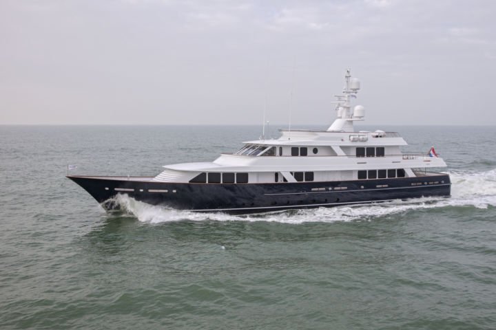 yacht Valoria B - Feadship - 2019 - Amancio Ortega