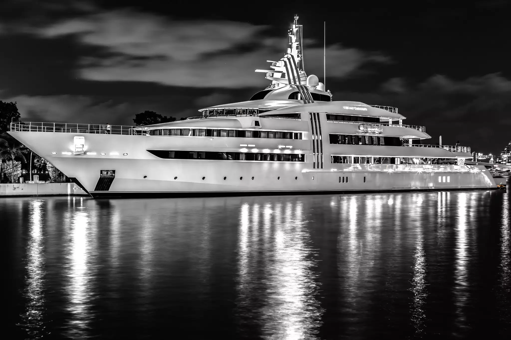 CURIOSITÉ VIBRANTE Yacht • Oceanco • 2009 • Propriétaire Reinhold Wurth