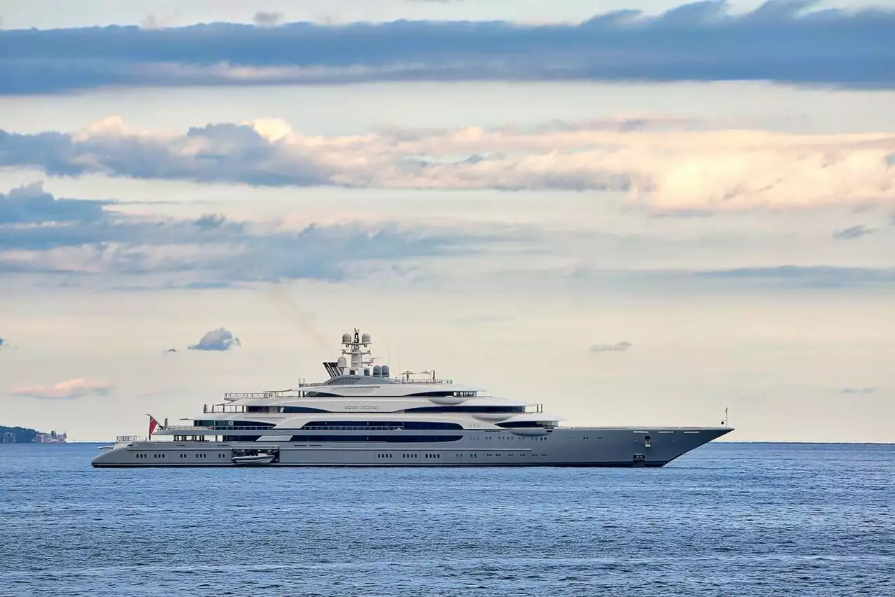 yacht Ocean Victory – 140m – Fincantieri - Viktor Rachnikov