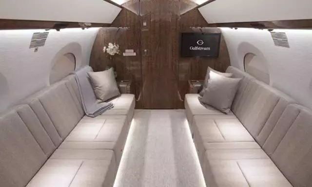 9H-सीएए G650 अलेक्जेंडर स्वेताकोव