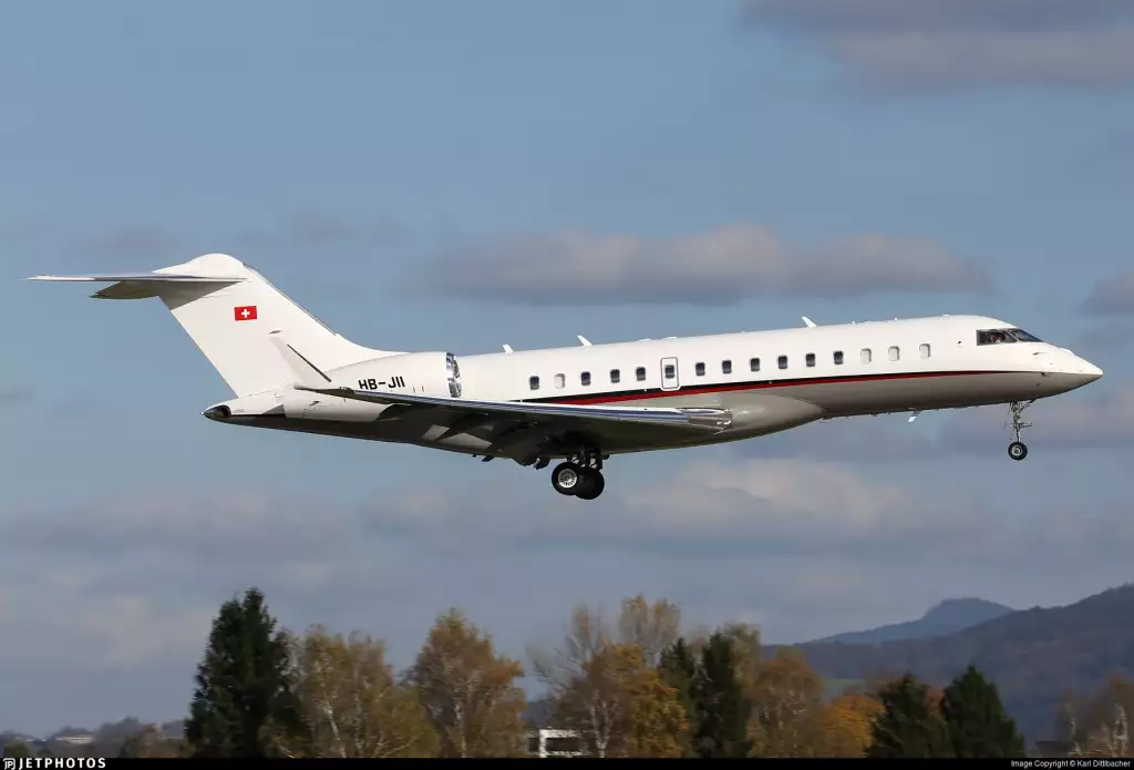 Jato HB-JII Bombardier Ernesto Bertarelli