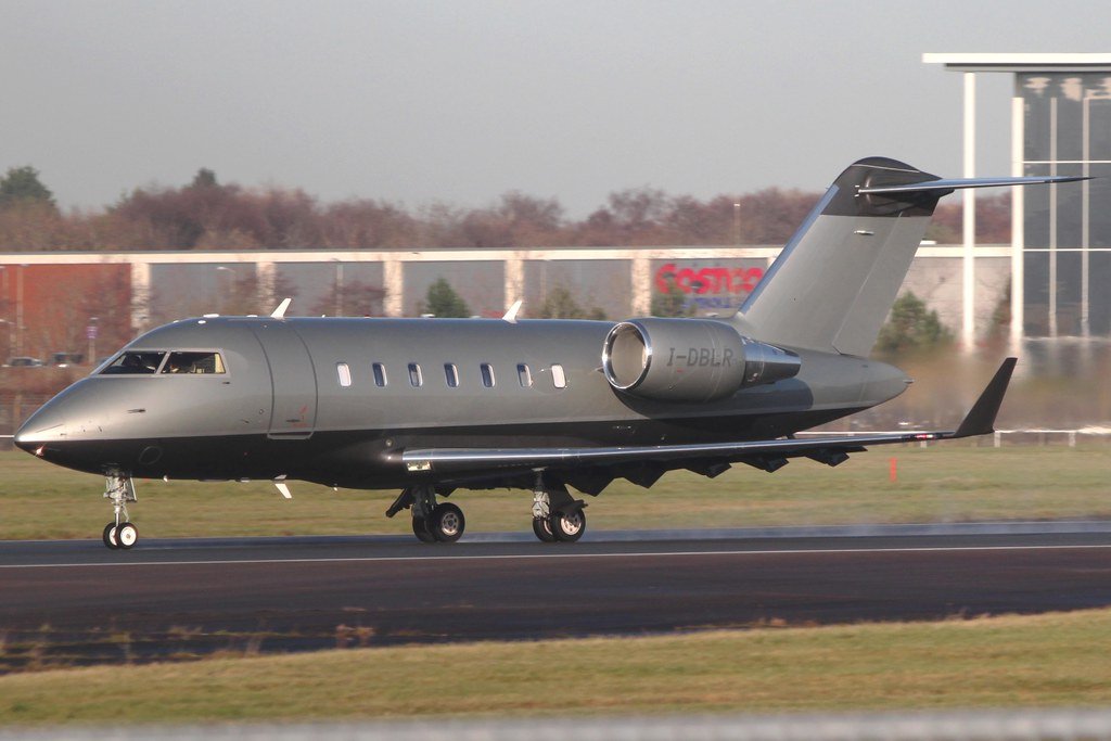 I-DBLR Bombardier Challenger  650 - Remo Ruffini