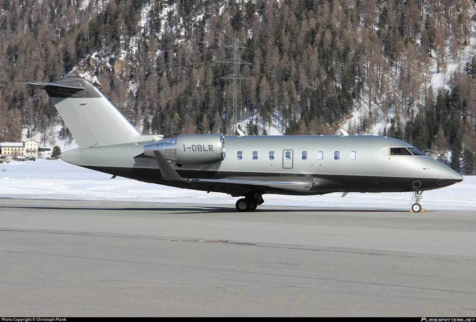 I-DBLR Bombardier Challenger 650 – Remo Ruffini