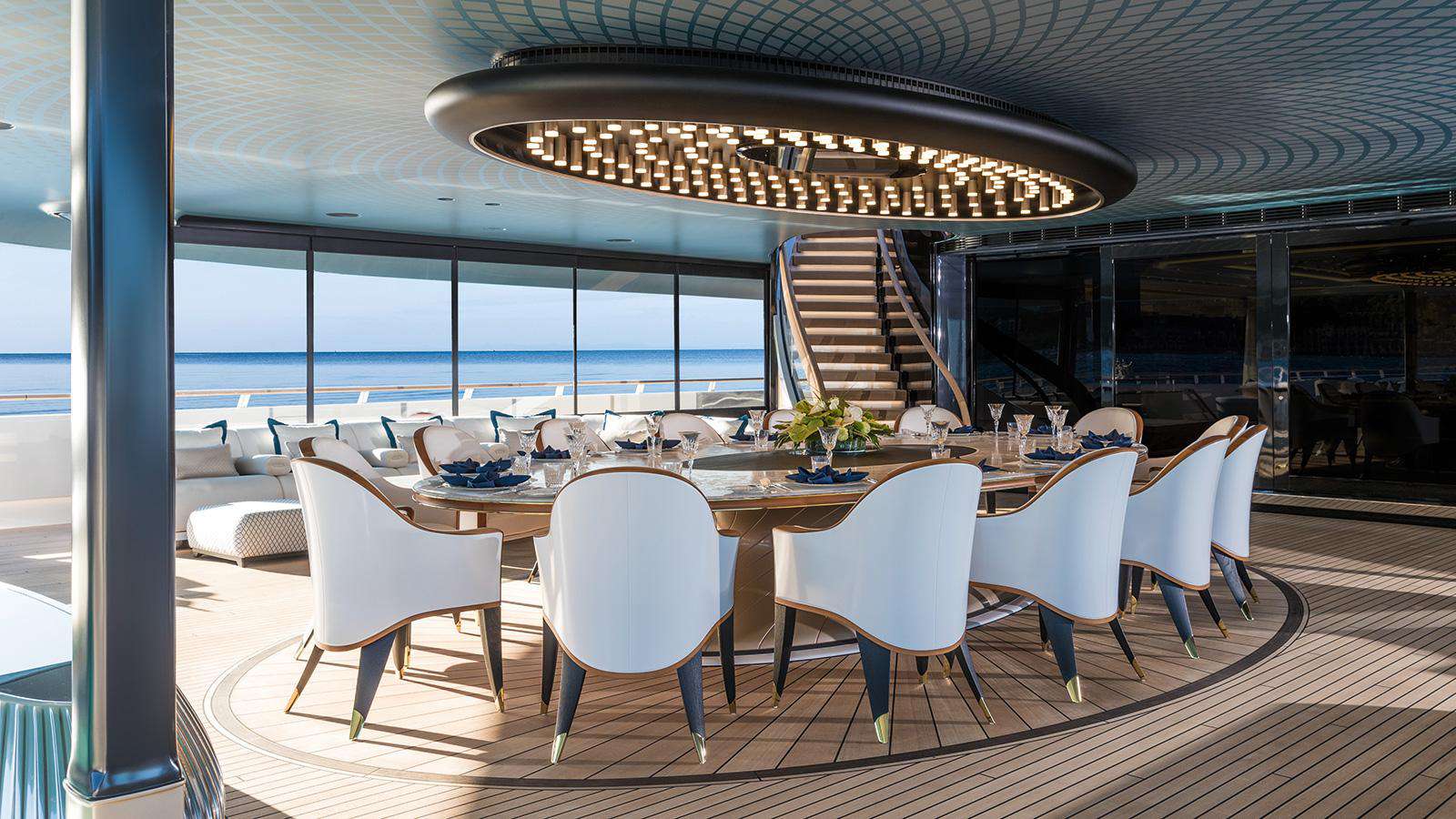 superyacht kaos interior