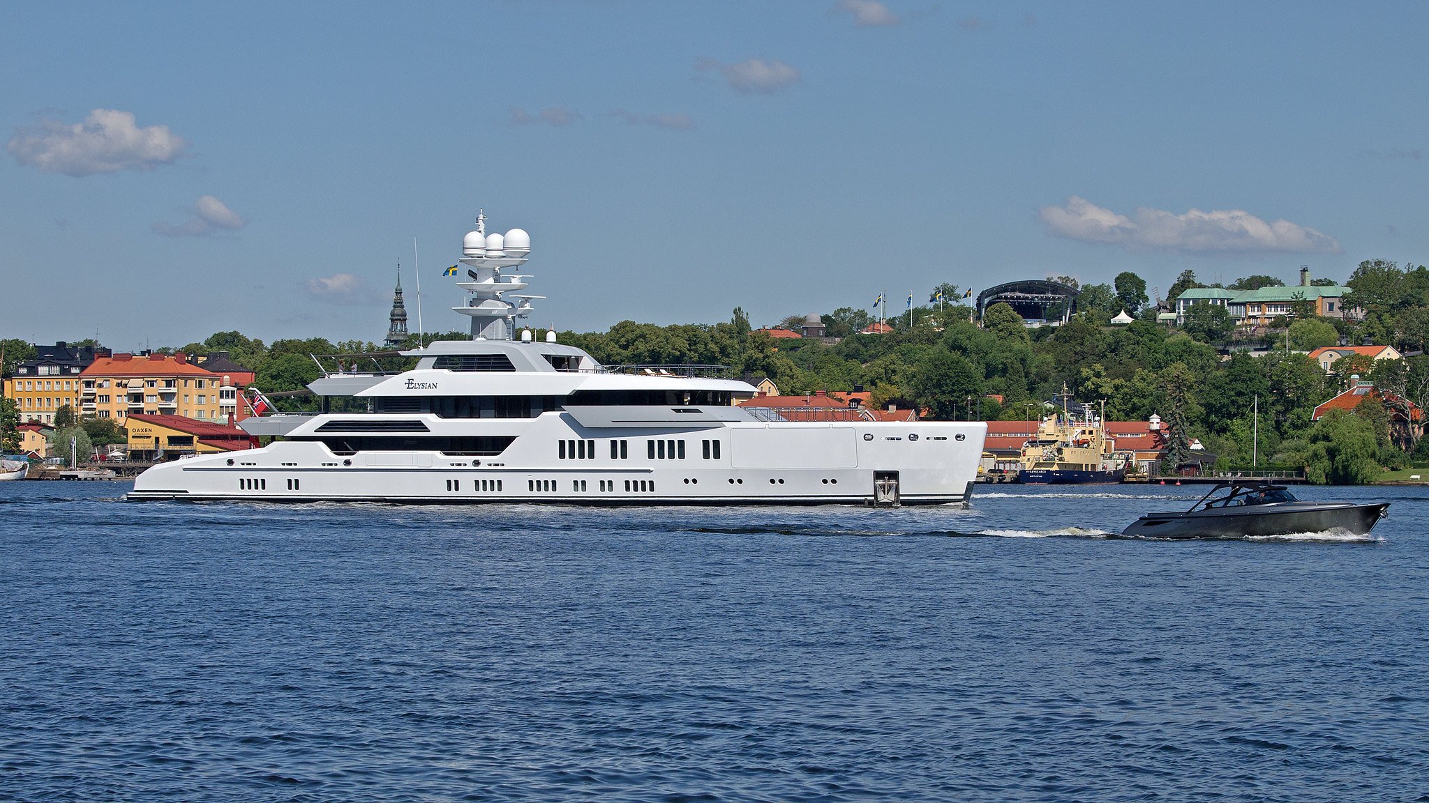 motor yacht elysian owner