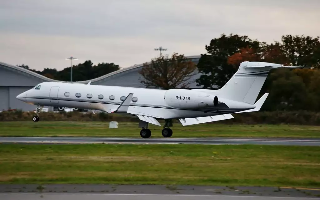 طائرة M-HOTB G550 Tony Buckingham jet