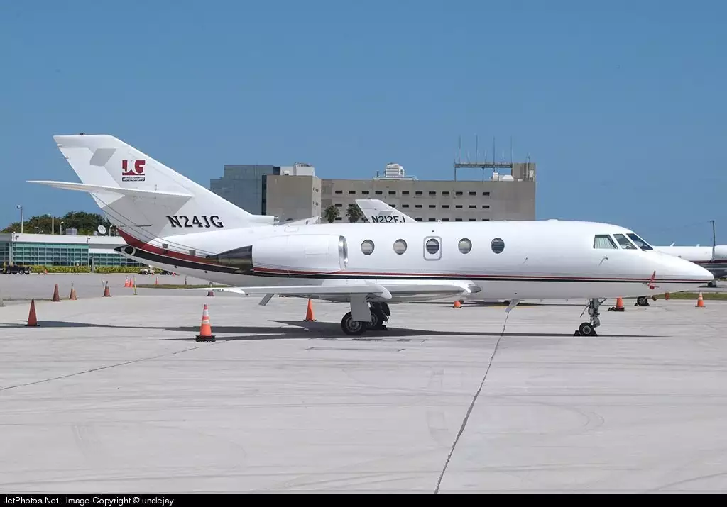 Jet privado N24JG Dassault Falcon Jeff Gordon