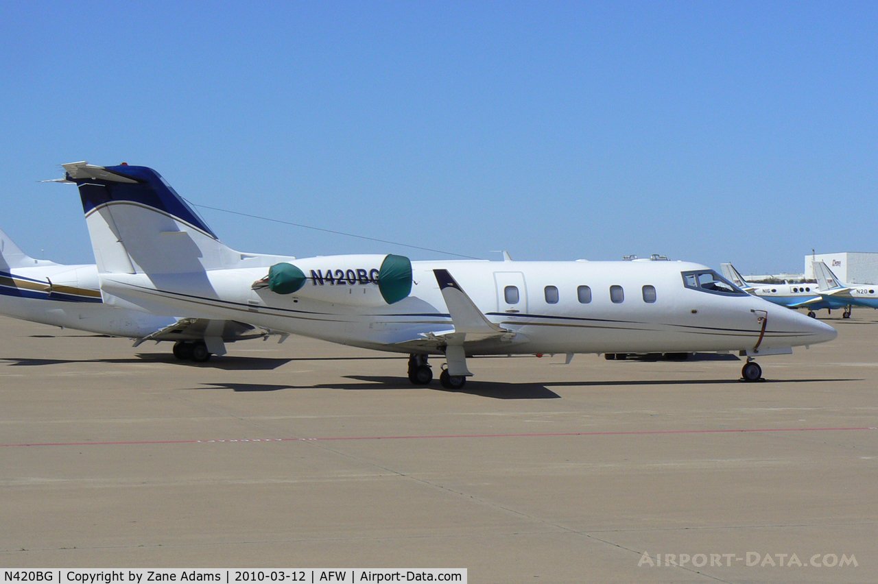 N420BG Learjet Бобби Дженовезе