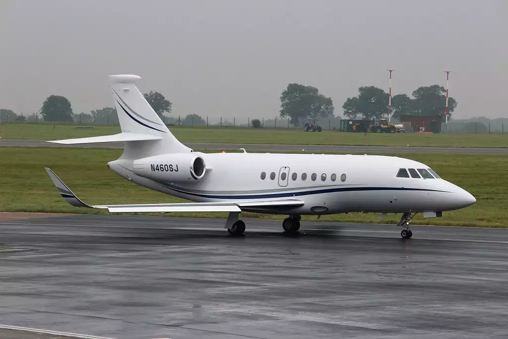 N460SJ Falcon 2000 Стив Бишотти