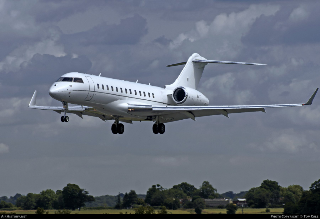 N4T Bombardier Nat Rothschild