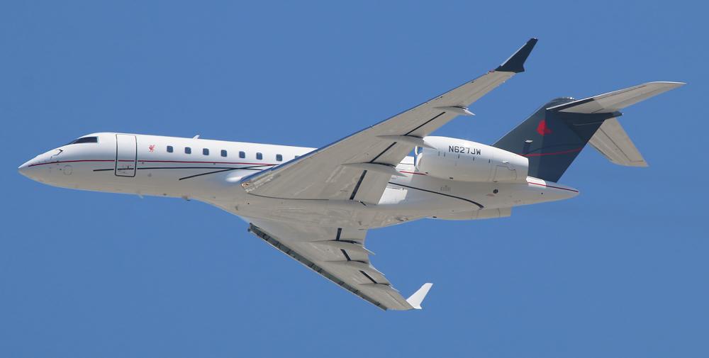 طائرة جون هنري N627JW Global 5000 