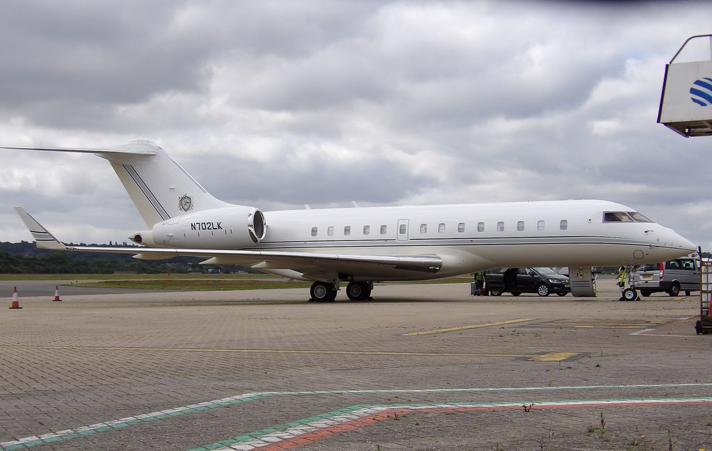 Jet privé N702LK Global 5000 Lee Anderson 