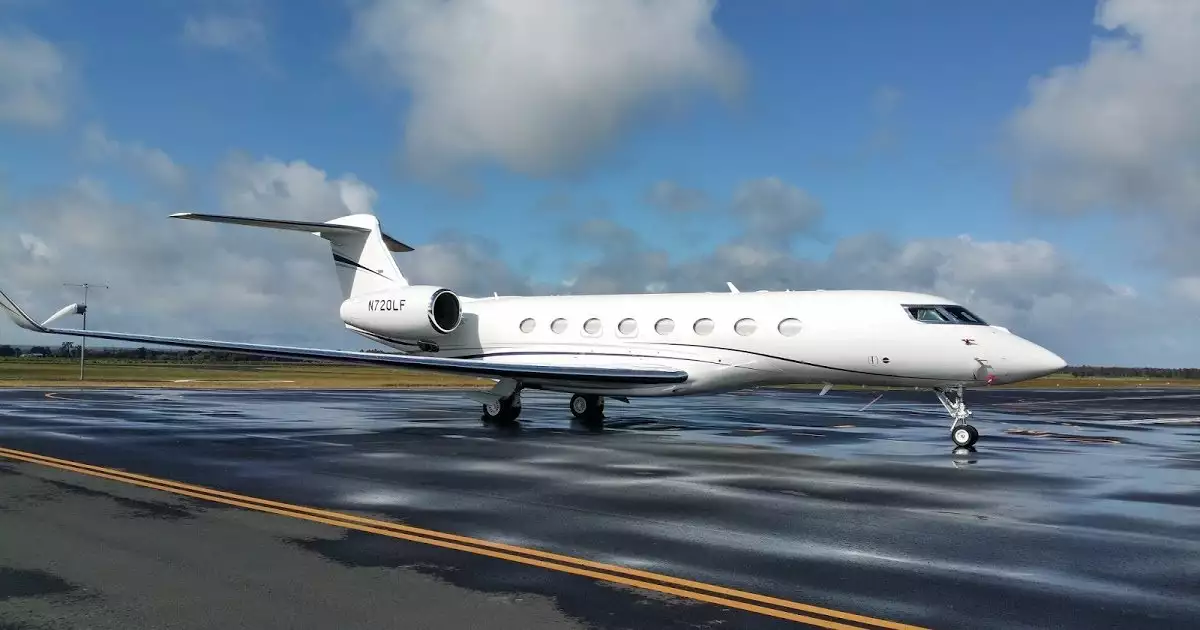 N720LF G650 Frank Lowy