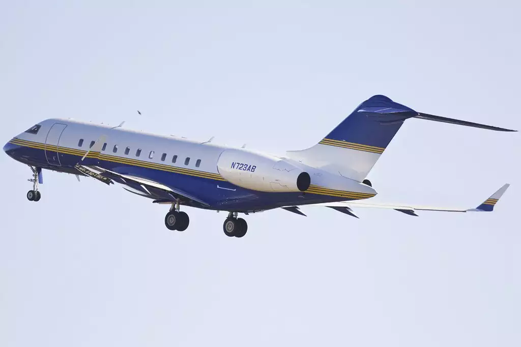 Jet privato N723A BG5000 Norman Braman