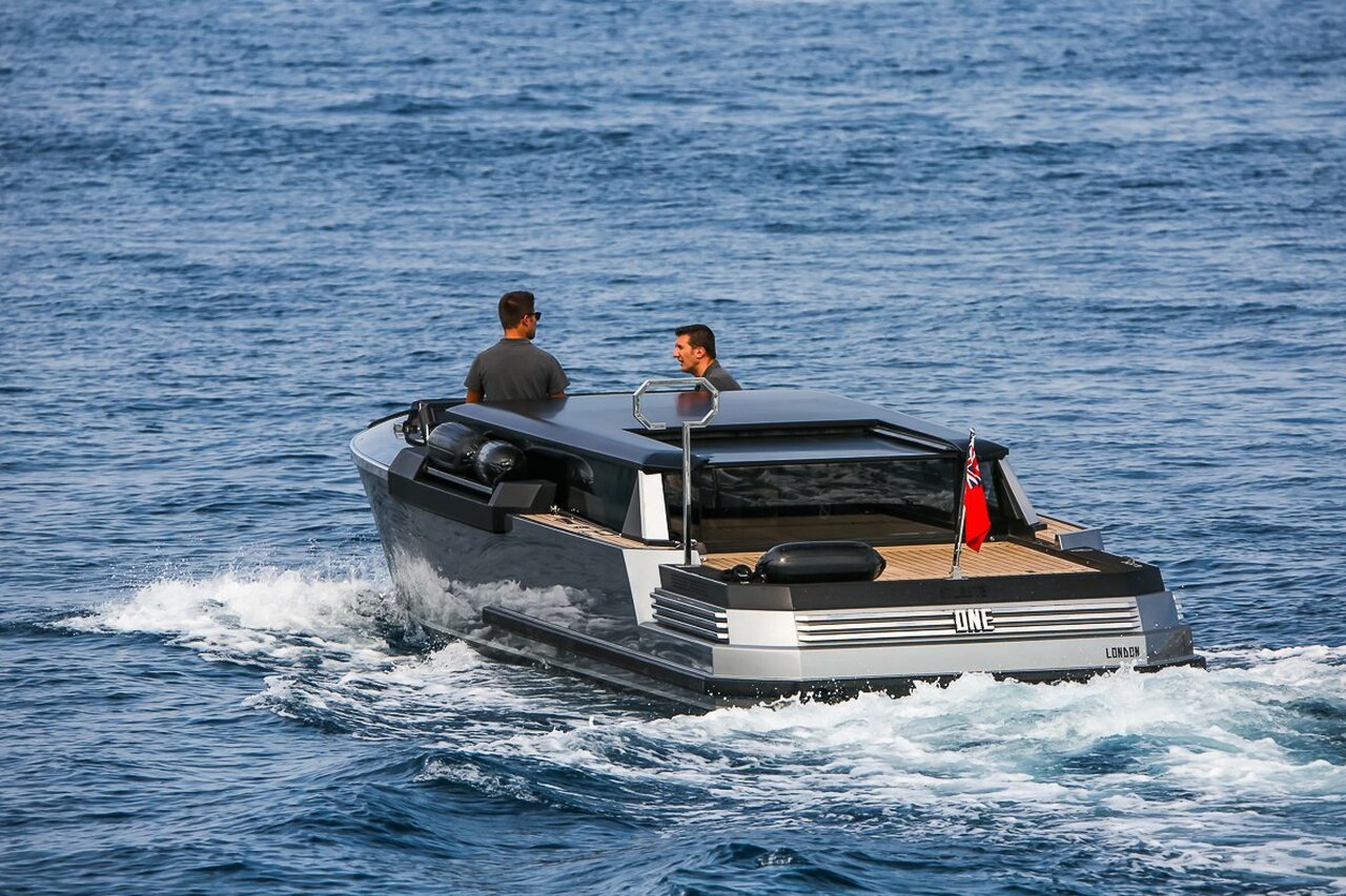 One (TT Atlante) - 8,95m - I.C. Yachts