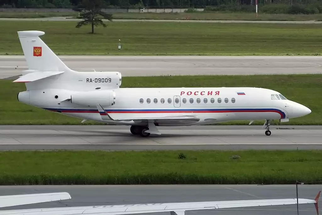 RA09009 Falcon 7X Vladimir Putin jet privado