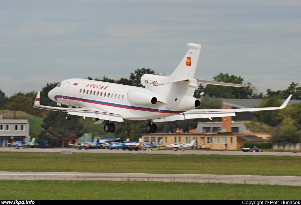 RA09009 Falcon 7X Vladimir Putin jet privé