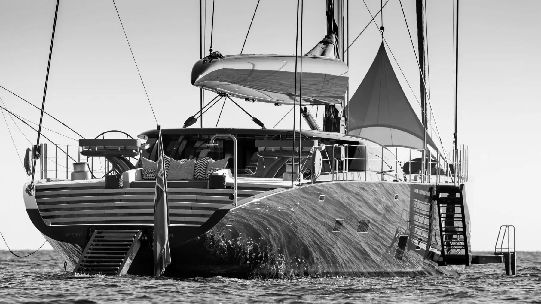 Yacht a vela NGONI • Royal Huisman • 2017 • Proprietario Tony Buckingham