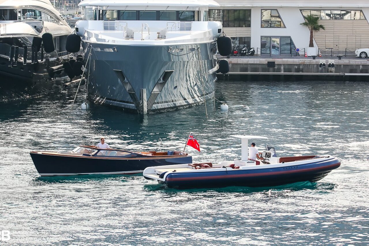 TT Aurora (Talaria Runabout 29) – 9,73 m – Hinckley & TT Aurora (D-RIB) – 9,9 m – Xtenders