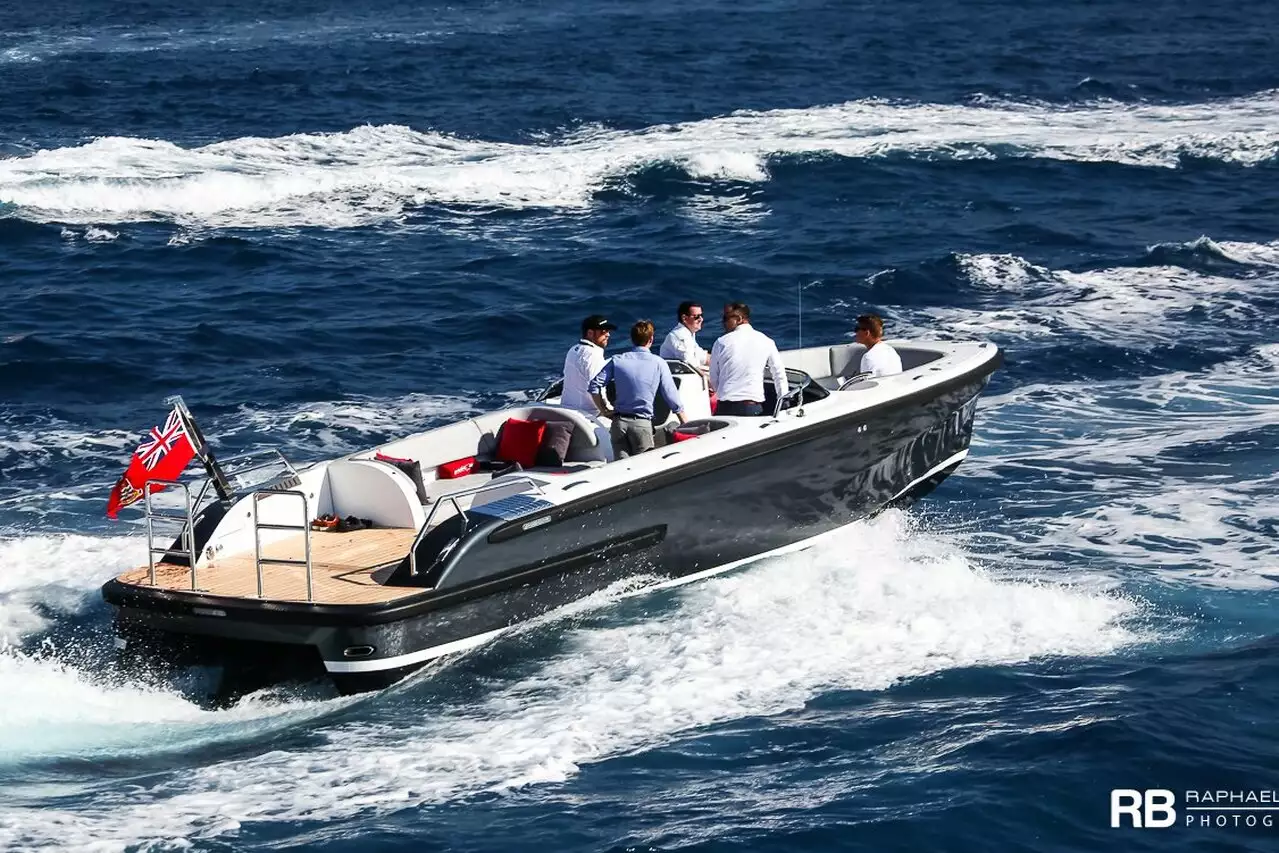 Luxury Yacht Tender To Elandess (Open Limousine) – 10m – Pascoe International