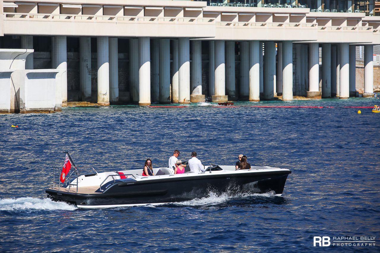 Luxusyacht-Beiboot nach Elandess (offene Limousine) – 10 m – Pascoe International