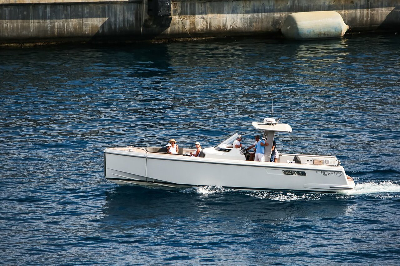 Discover the Snowbird Yacht: A Stunning Vessel with a Fascinating History