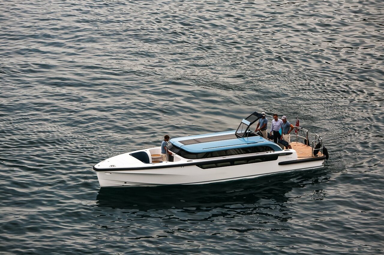 kaos yacht tender