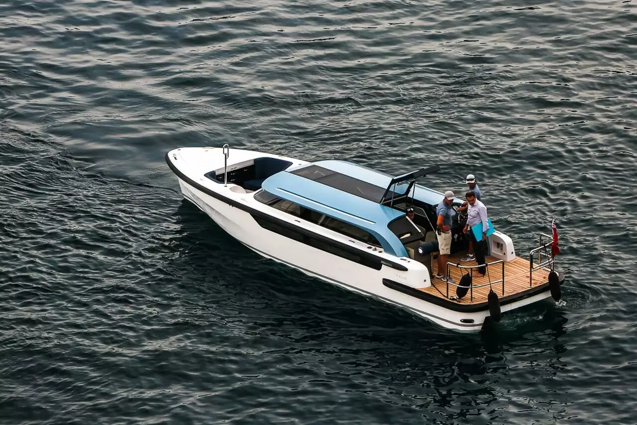 Tender to KAOS yacht