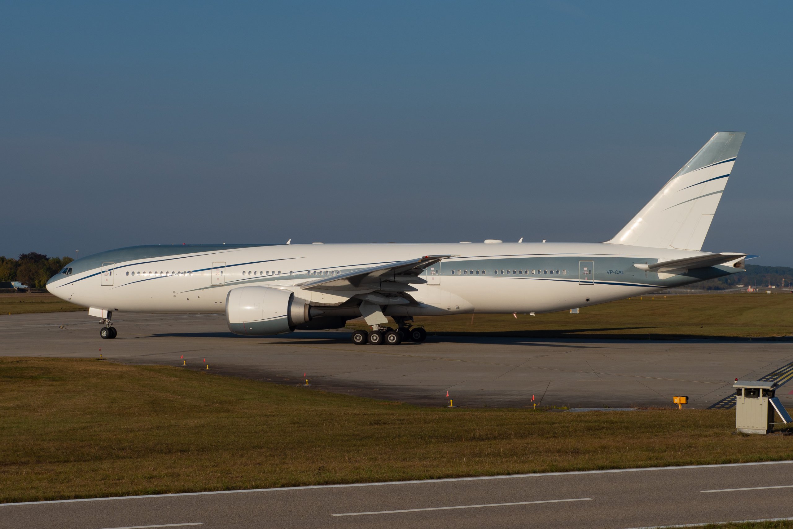 VP-CAL B777 BBJ Príncipe Mohammed bin Fahd al Saud