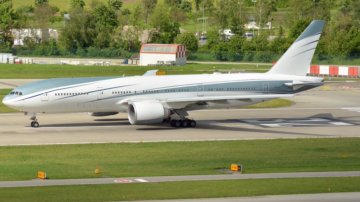 VP-CAL B777 BBJ Prens Muhammed bin Fahd el Suud	