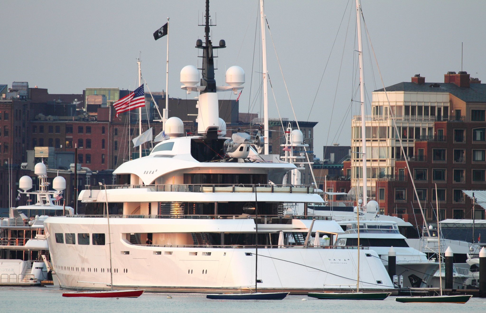 Yacht VAVA II – Devonport – 2012 – propriétaire Ernesto Bertarelli