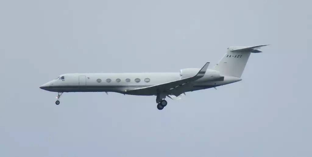 XA-AZT Gulfstream GV Salinas Pliego privéjet