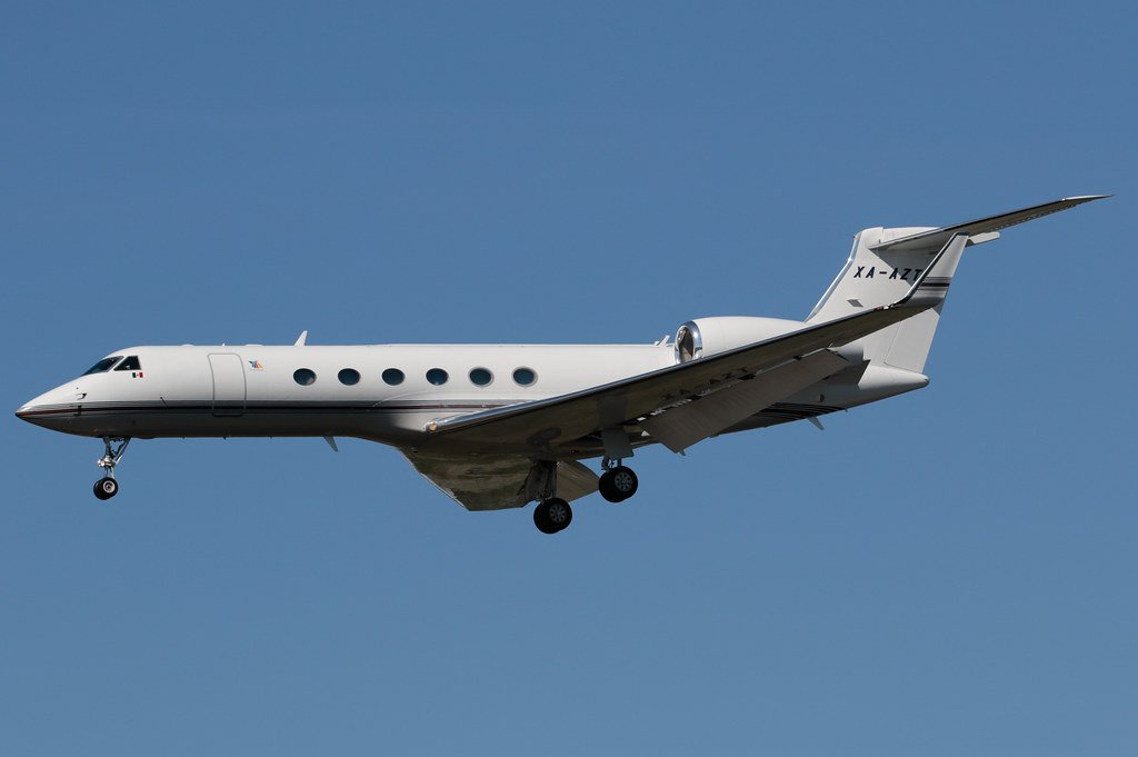 Jet privato XA-AZT Gulfstream GV Salinas Pliego