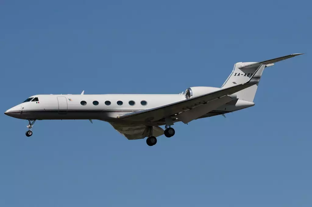 XA-AZT Gulfstream GV Salinas Pliego private jet