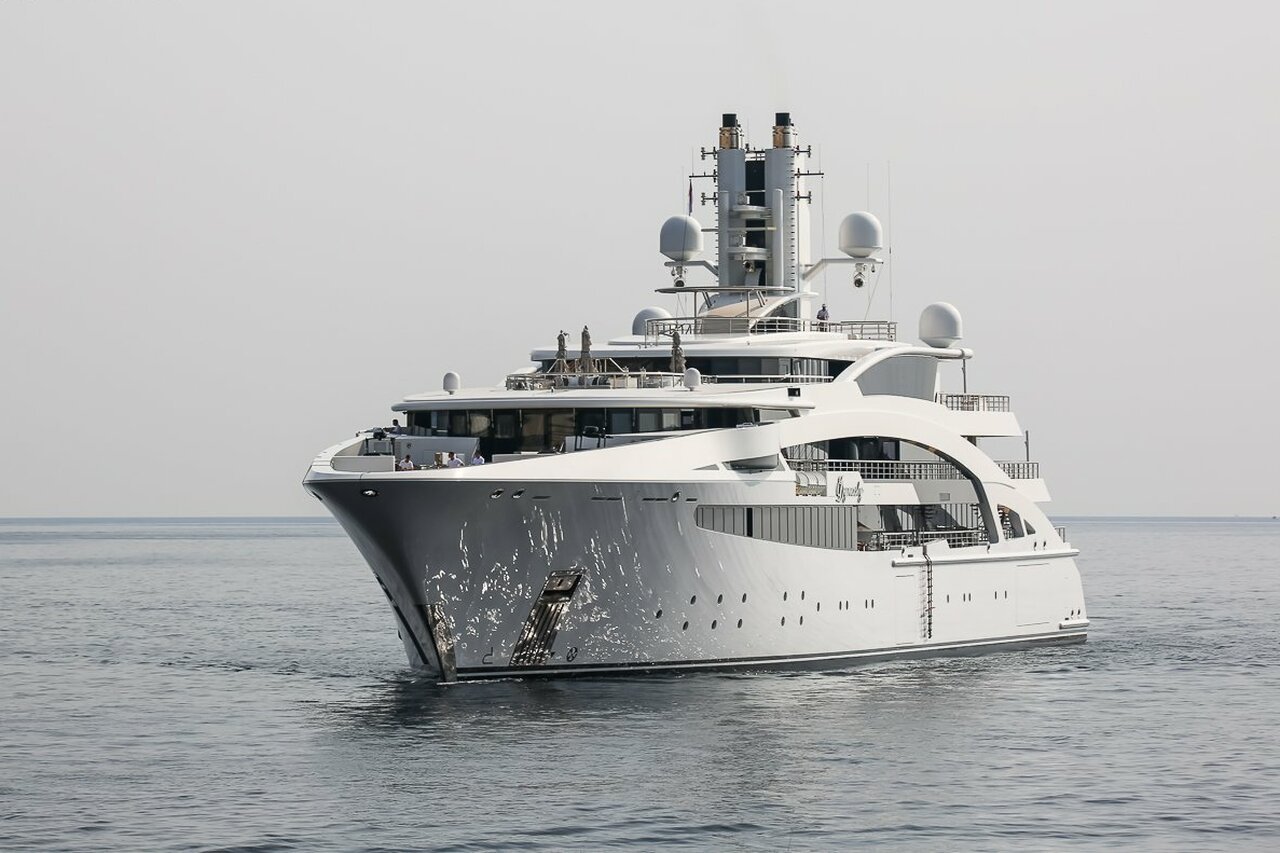 I DYNASTY Yacht • Peters Werft • 2015 • بني من أجل Alijan Ibragimov