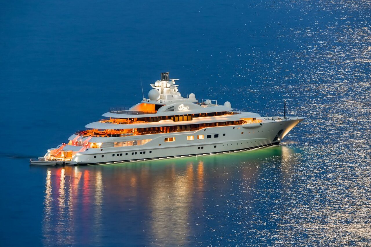 AL RAYA Yacht • King of Bahrain's $250M Superyacht • Lurssen • 2008