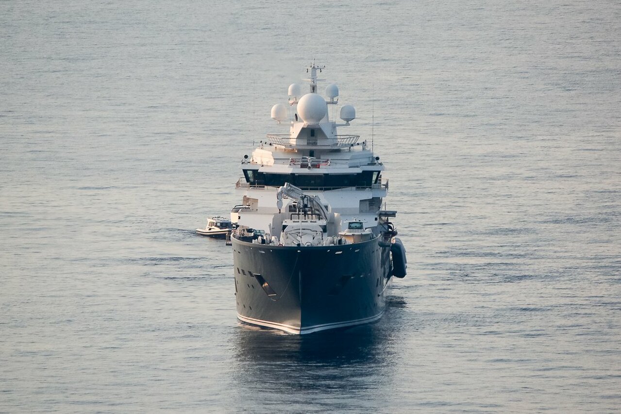 ANDROMEDA Yate - Kleven - 2016 - Propietario Yuri Milner