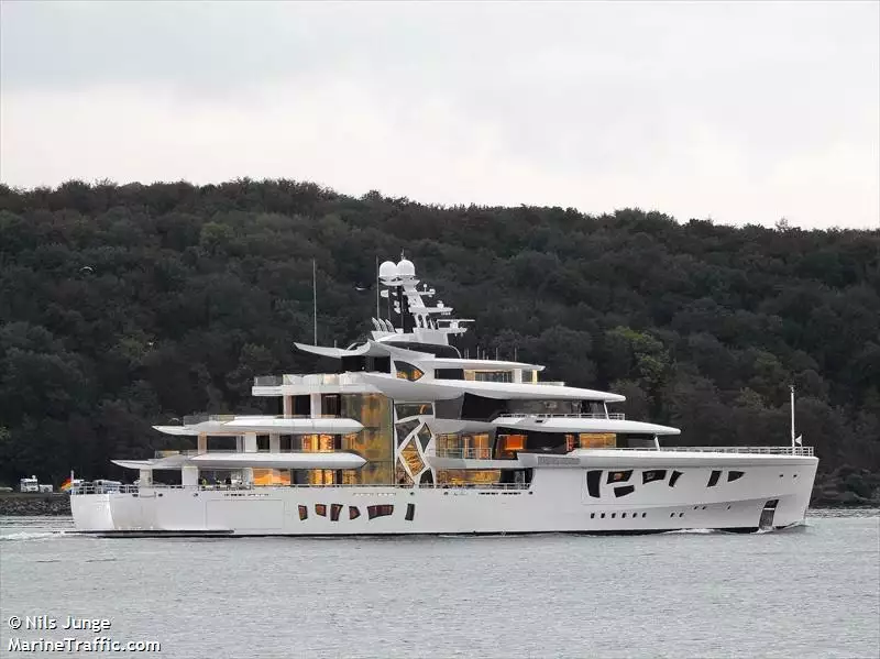 ARTEFACT Yacht • Nobskrug • 2020 • owner Mike Lazaridis