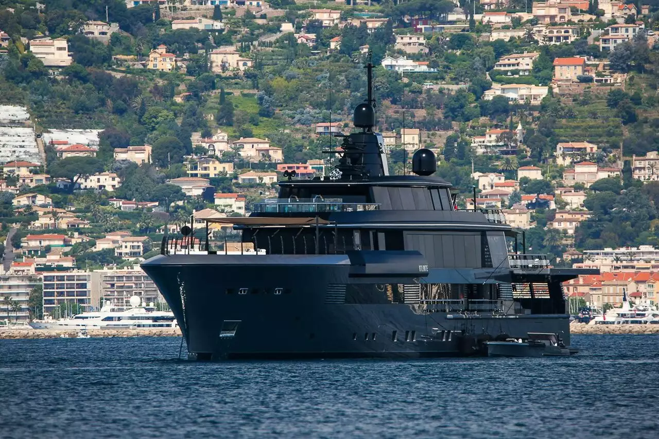 Yacht Atlante – 55m – CRN