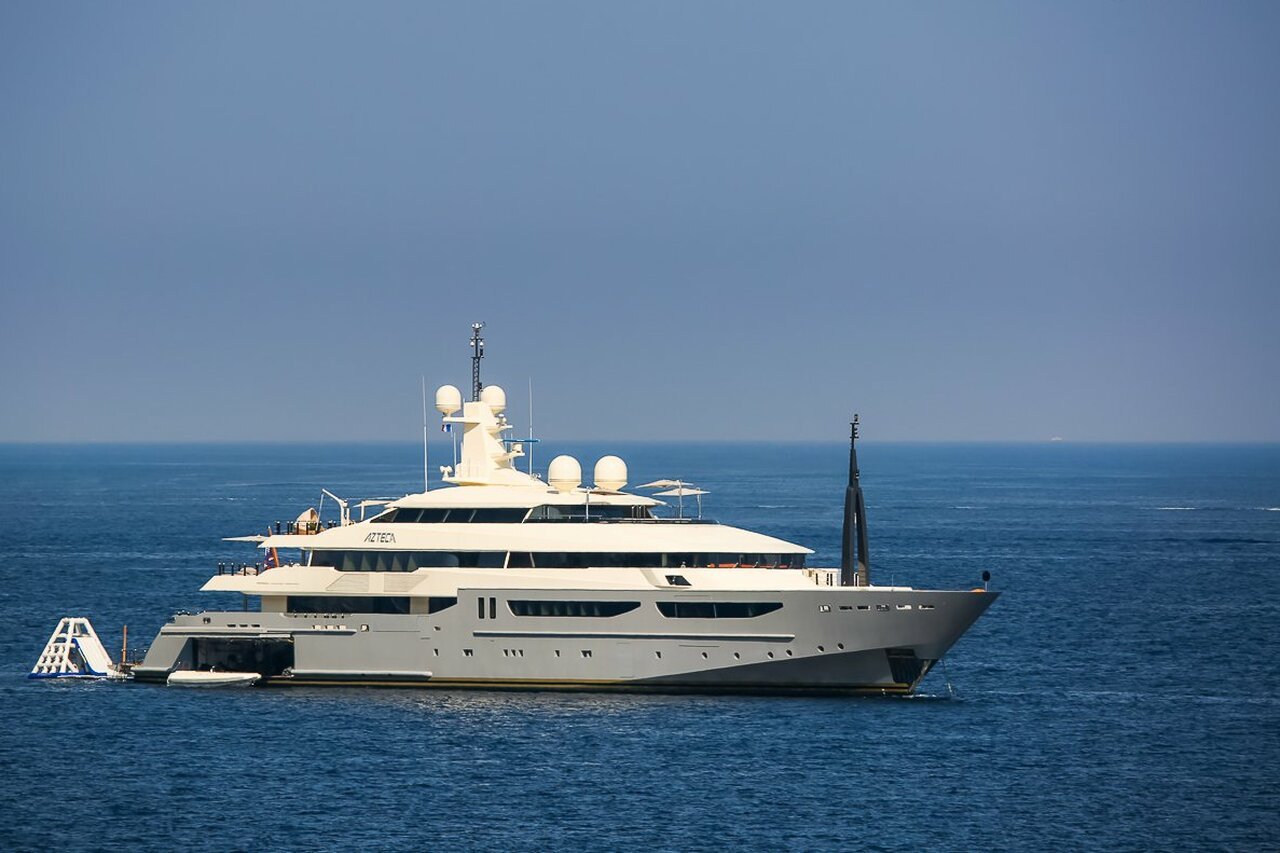ARBEMA Yacht - (ex AZTECA) - CRN Spa - 2010 - Propietario Ricardo Salinas Pliego
