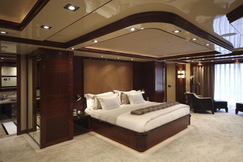 CRN Yacht Arbema interior