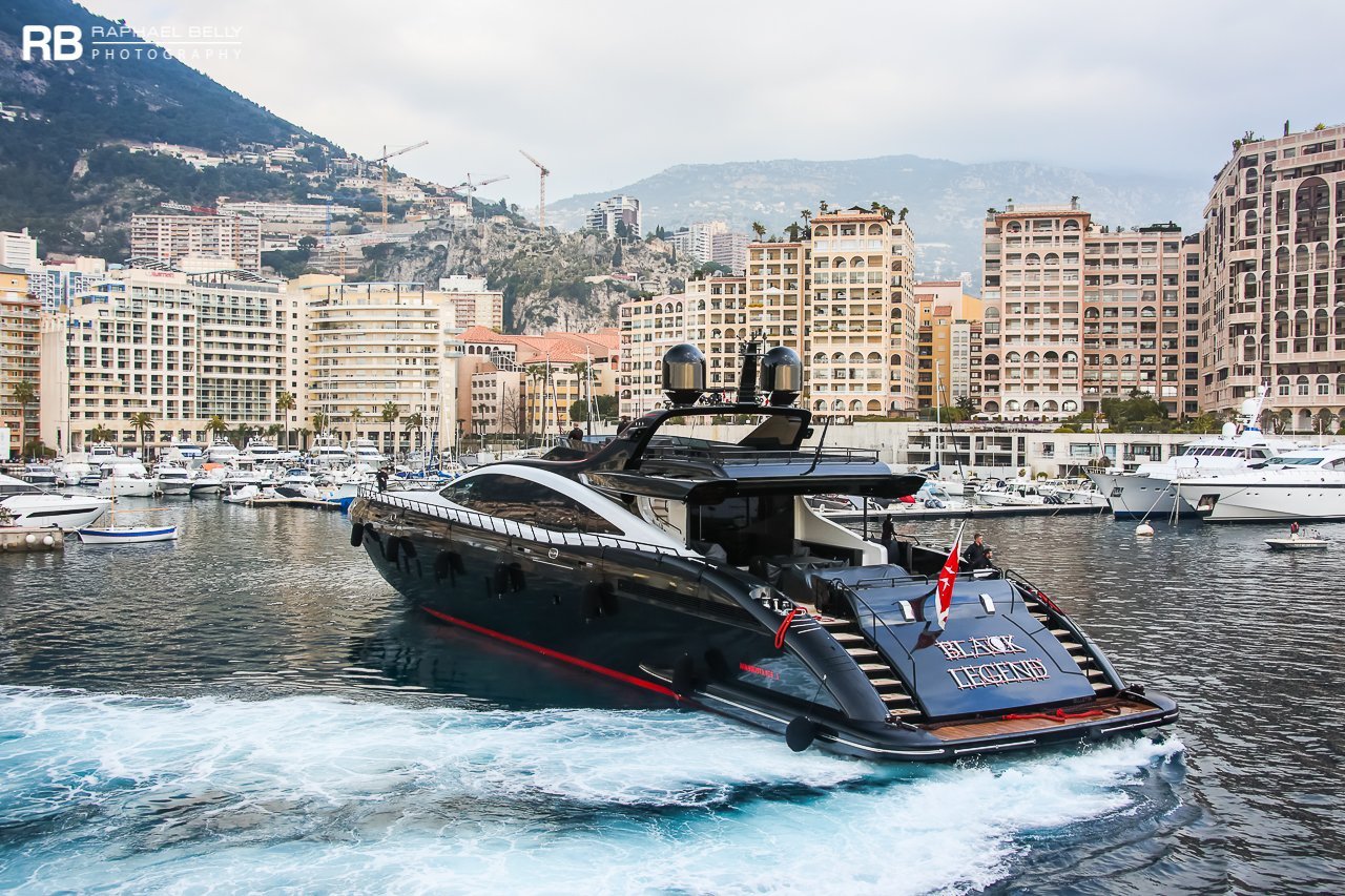 Black Legend yacht - 50m - Overmarine