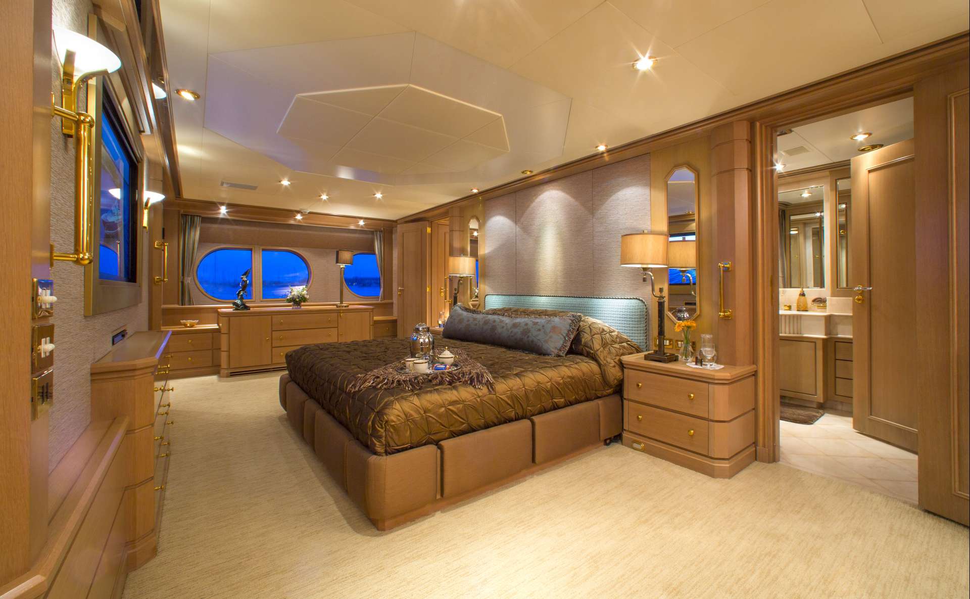 Intérieur du yacht Feadship Chantal-Ma-Vie