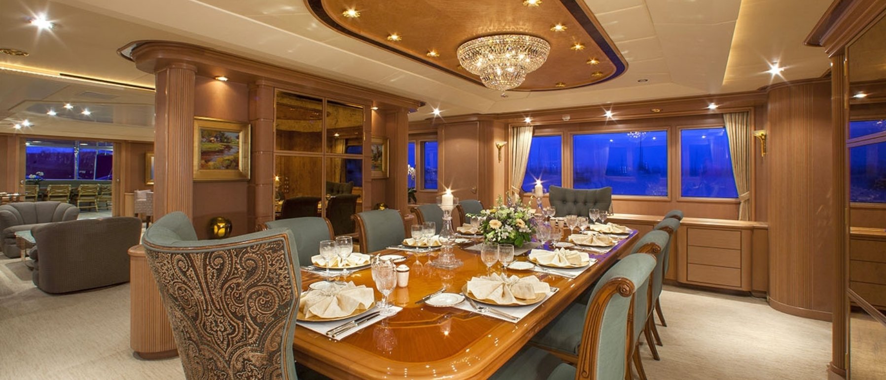 Interior del yate Feadship Chantal-Ma-Vie