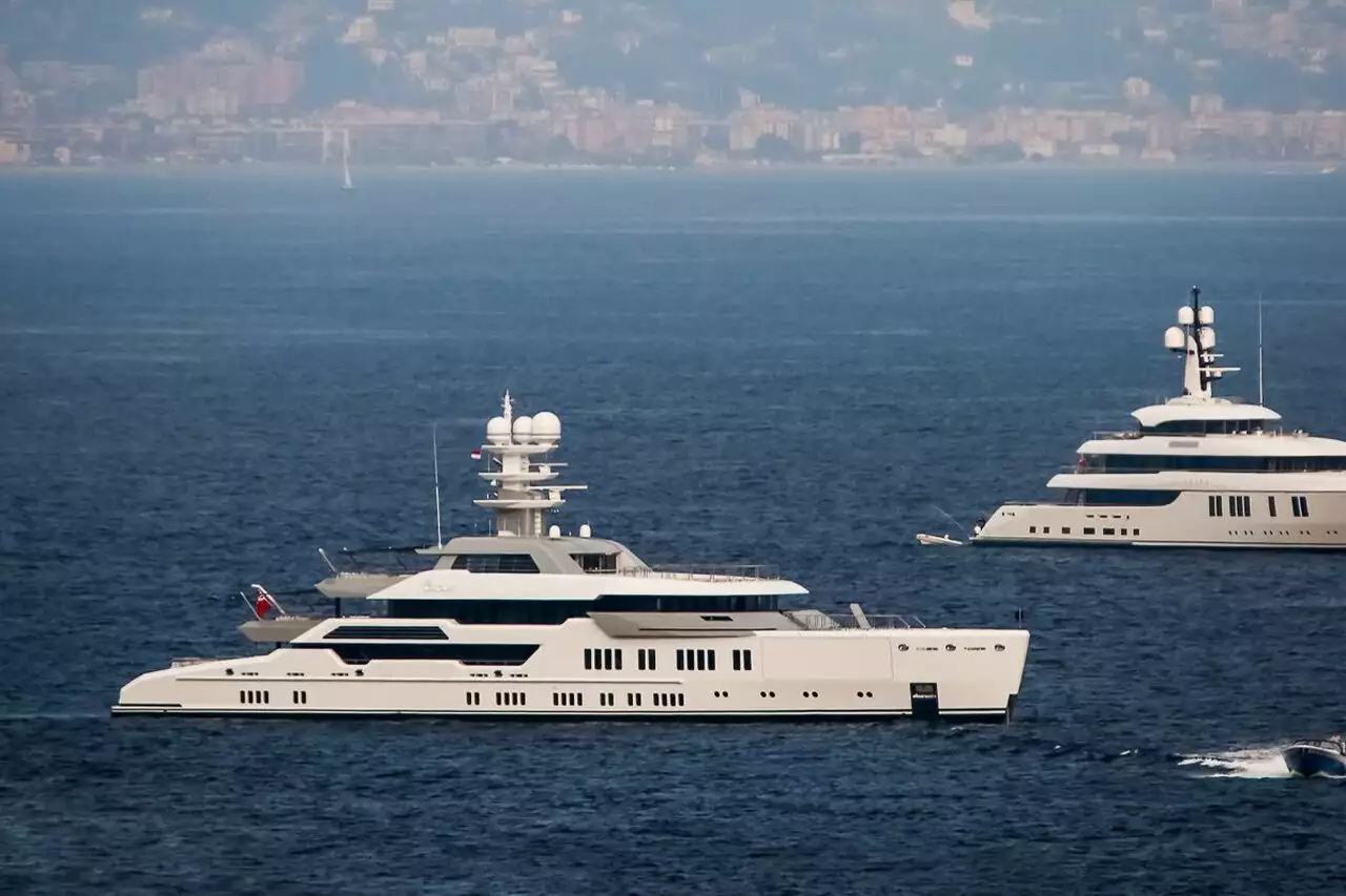 ELYSIAN Yacht • Lurssen • 2014 • Proprietario John Henry