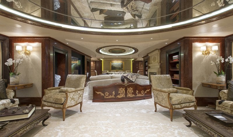 yacht Elysian interior